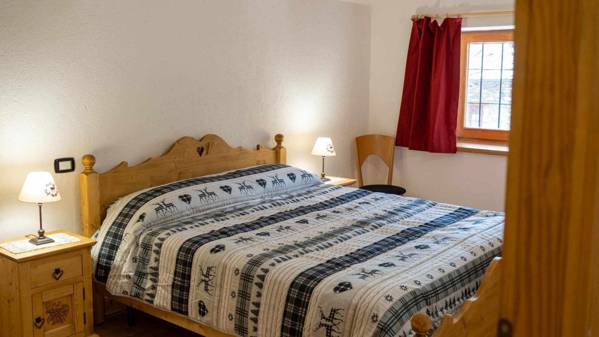 B&B La Meridiana 몬체니시오 외부 사진